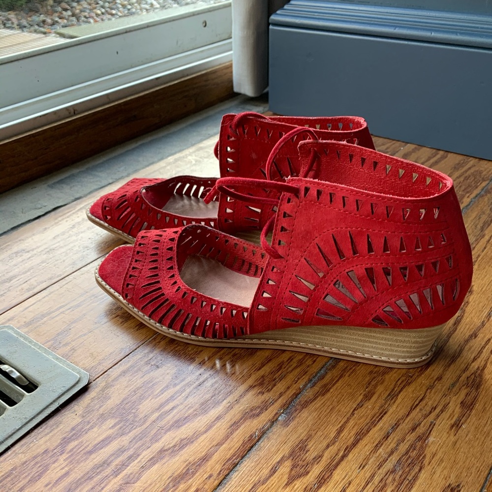 Cut out sandal